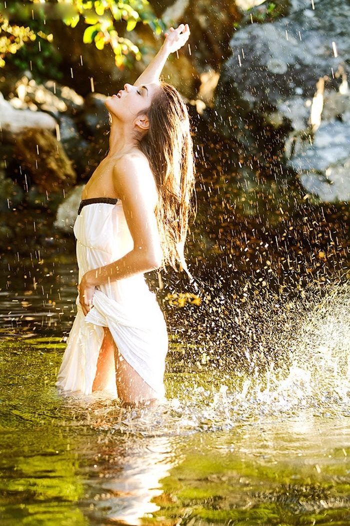 Marie Avgeropoulos in Maceio