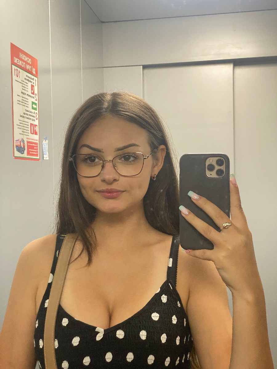 Sexy model Stacy in Maceio